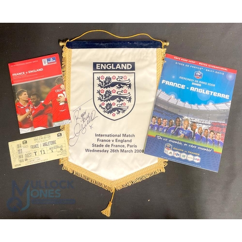 847 - International Match Pennant signed by David Beckham France v England Stade de France Paris 26th Marc... 