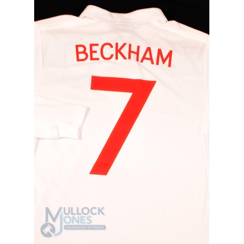 854 - 12th August 2009 England v Holland No 7 Beckham long sleeve Shirt (40R) with tag signed and dedicate... 