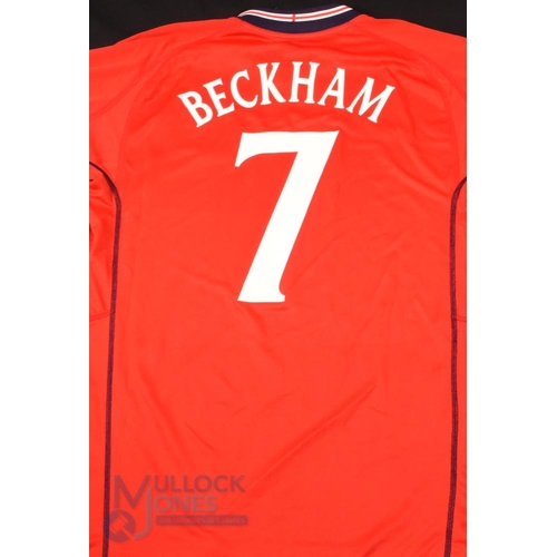 856 - 26th May 2002 England v Cameroon No 7 Beckham short sleeve Shirt (XL) signed and dedicated to front ... 