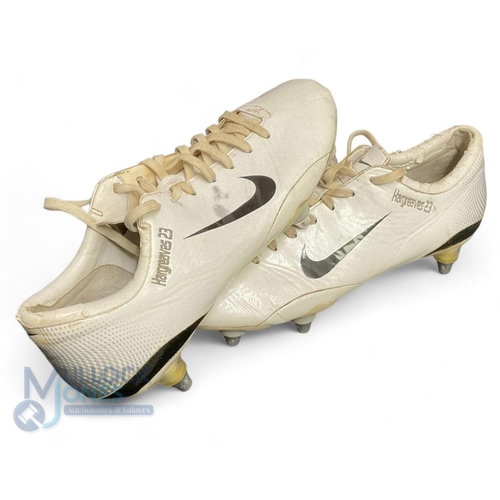 860 - No 23 Bayern Munich Owen Hargreaves Nike player worn boots with metal studs having his name and numb... 