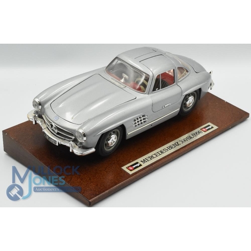 72 - Burago Mercedes Benz 300 SL 1954 - Detailed 1:18 scale model for adult collectors on wooden plinth m... 
