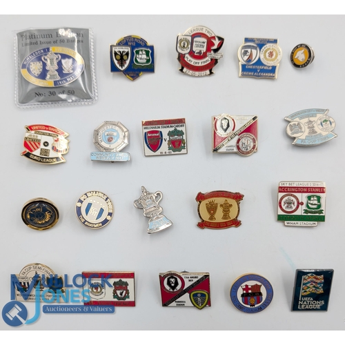 1169 - 20x British Metal and enamel Football Badges, a good selection badges noted with teams of Wimbledon ... 