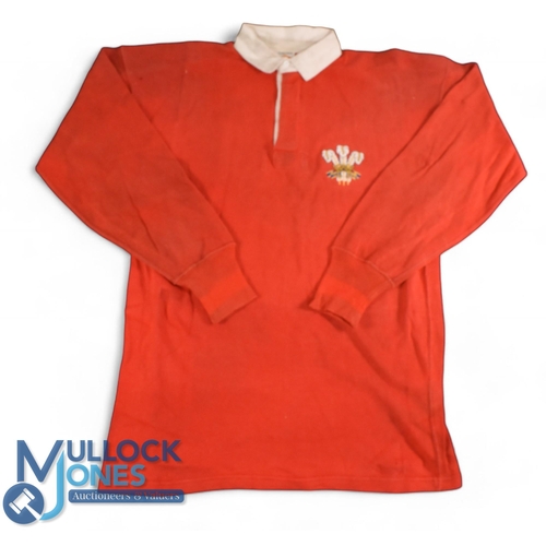 287 - 1984 Robert Norster Matchworn Welsh Rugby Jersey: Extra-large Umbro No. 5 scarlet Welsh jersey worn ... 