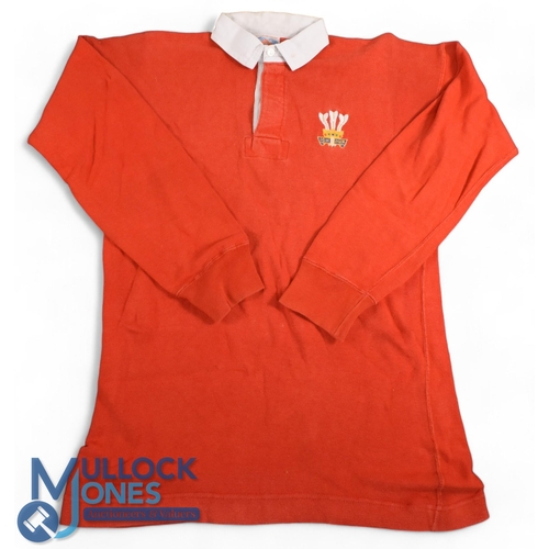 291 - 1973 Gerald Davies Matchworn Welsh Rugby Jersey: Rarely-seen matchworn memorabilia from the legendar... 