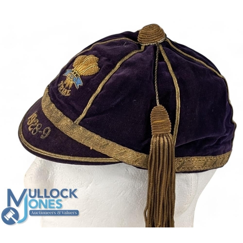 225 - Wales Trial 1928-29 Rugby Honours Cap: Lovely traditional item, Forsyth's make, purple with gold bra... 