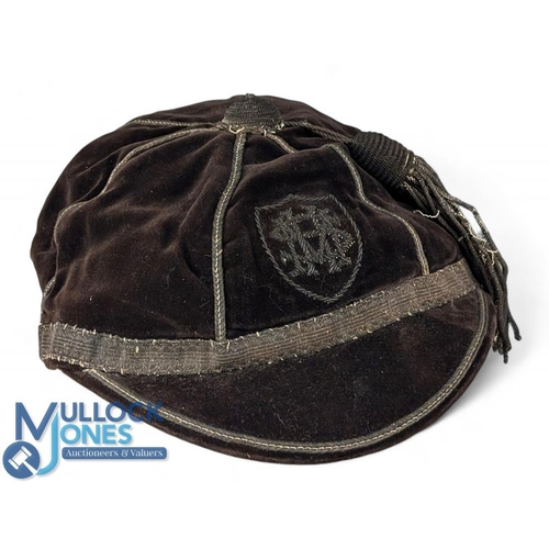 231 - 1900s Mill Hill School? Rugby Honours Cap: A little wear but still G for age, with inner especially ... 