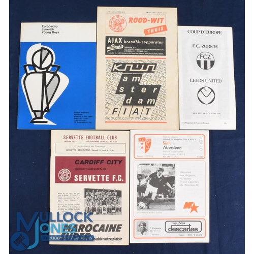 1077 - Selection of match programmes 1960/61 Young Boys Berne v Limerick (European Cup) 5 October, 1969/70 ... 