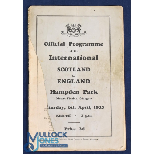 1139 - 1935 Scotland v England international match programme at Hampden Park, Glasgow, 6 April 1935; covers... 