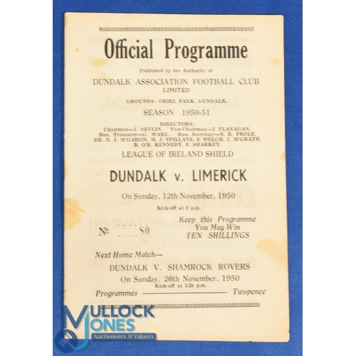 1153 - 1950/51 League of Ireland Shield Dundalk v Limerick programme 12 November 1950, has small marks on c... 