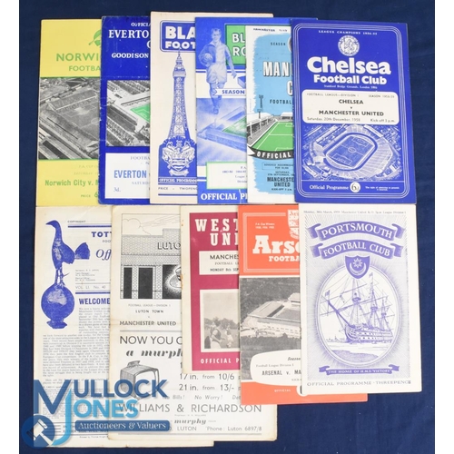 1225 - 1958/59 Manchester Utd league programmes aways include Everton, Blackpool, Blackburn Rovers (2nd Mar... 