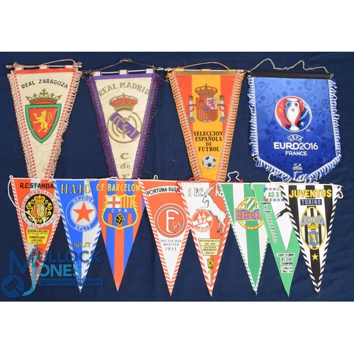 1284 - European Football Team Pennants: to include teams of Rapid Wien SC, FC Koln, Fortuna Dusseldorf, CF ... 