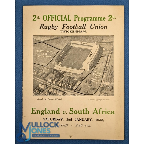 287 - 1932 England v S Africa Rugby Programme: The newer-style issue with aerial Twickers picture was agai... 