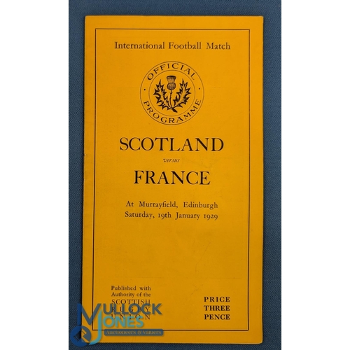 329 - 1929 Scotland v France Rugby Programme: Lovely example from 95 years ago of the classic 8pp orange M... 