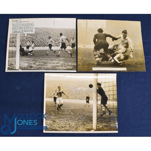 597 - 1950/51 black & white photographs press issues of Manchester City v Sheffield Utd 9 December 1950 at... 