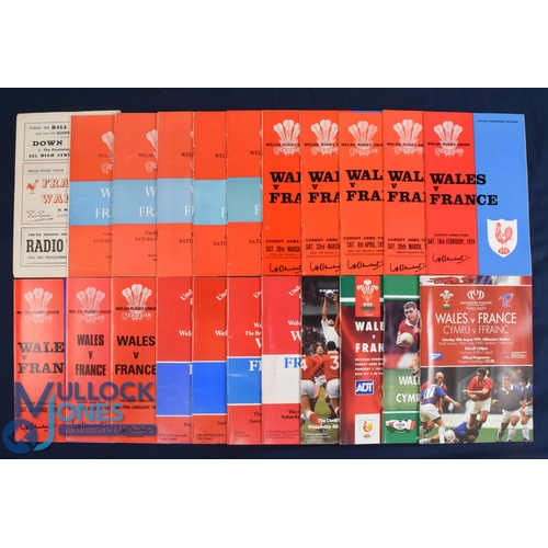 232 - Wales v France Rugby Programmes 1952-1999 (22): The home issues from 1952, 1956-84 inc, 88, 90, 91, ... 