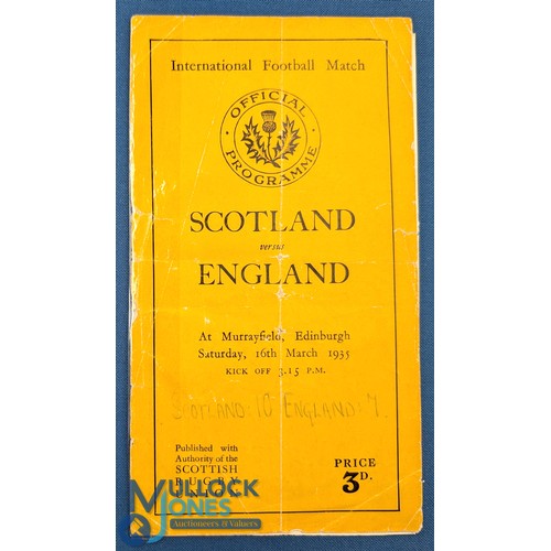 253 - 1933 Scotland v England Rugby Programme: Same traditional slim orange Scots issue from Murrayfield. ... 