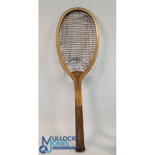 784 - F H Ayres The Wilding Wooden Lawn Tennis Racket c1910 - with interesting lamination to lower part of... 