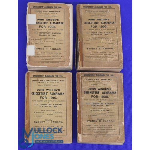 925 - 4x John Wisden's Cricketers Almanacks 1905, 1906, 1908 and 1910. All are original in a modern box - ... 