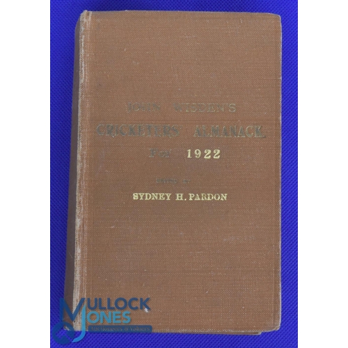 927 - Rebound John Wisden's Cricketers Almanack 1922 - hardback in good condition with a small worn edge