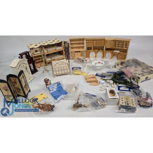 145 - Quality Made Dolls House Having 6 rooms with Lights, Bay Window, Veranda, front bedroom balcony, 80c... 