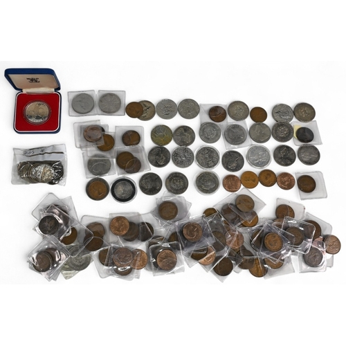 287 - British Copper Coinage Mostly Pennies together with Jubilee Crowns, Bank Notes and Sainsbury's 1998 ... 