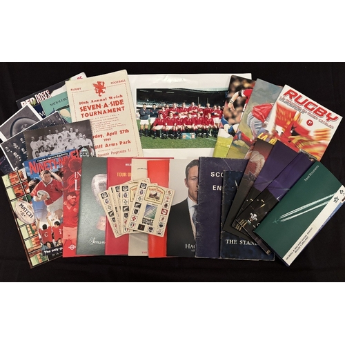 25 - Rugby Pot-Pourri (Qty): Scotland v England 1871 Centenary Souvenir Booklet, plus Scottish ‘Raise the... 