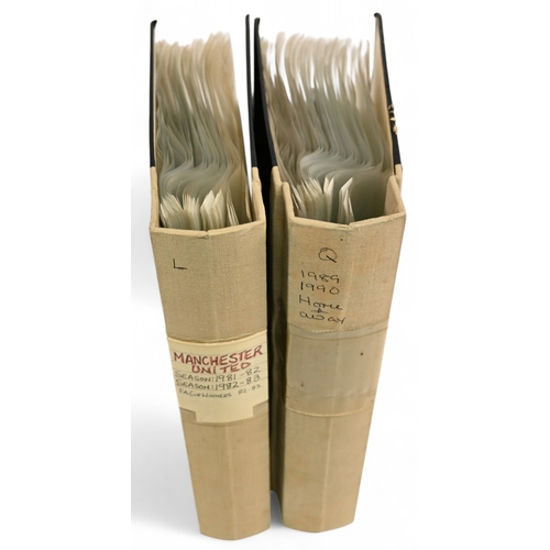 1342 - Manchester United FC Home and Away football programmes 1981-1990 to include Homes - 81/82 x22, 82/83... 