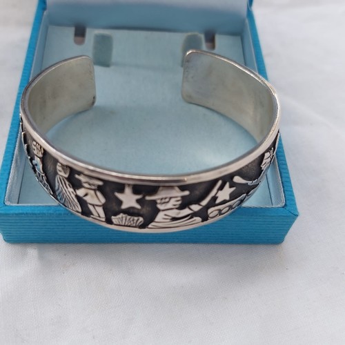 17 - Sterling silver bangle 32.8 grams