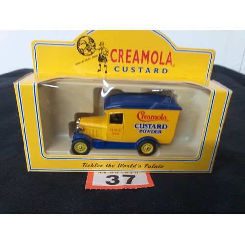 37 - Creamola custard powered truck