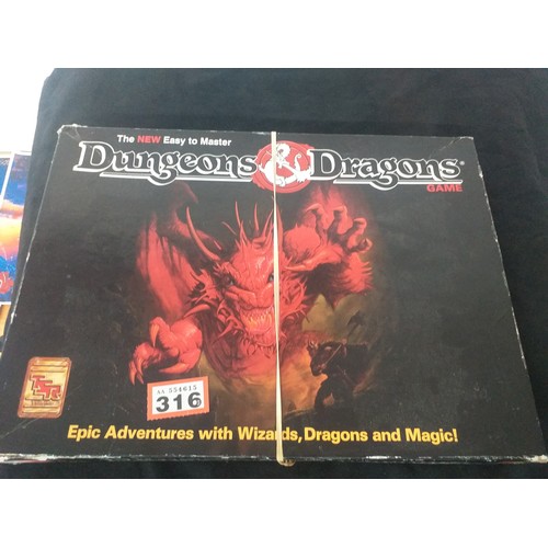 316 - Dungeons and dragons vintage board game