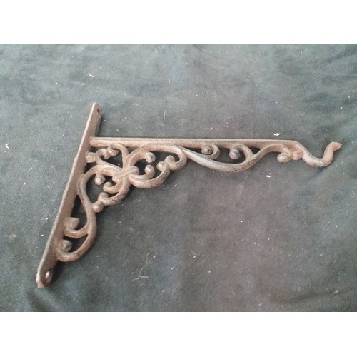 46 - Cast iron wall mount