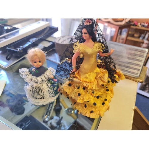 58 - Vintage dolls