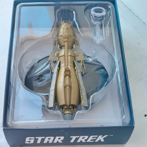 102 - Eaglemoss.  STAR WARS.  Hirogen Holoship