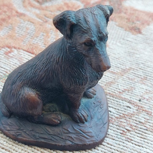 38d - Bronzed effect terrier