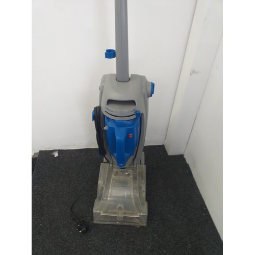 252 - Wet and Dry vacuum cleaner working