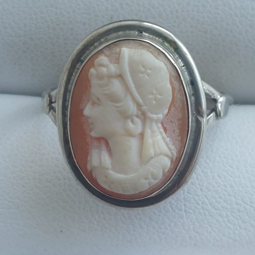 03a - .925 silver cameo ring