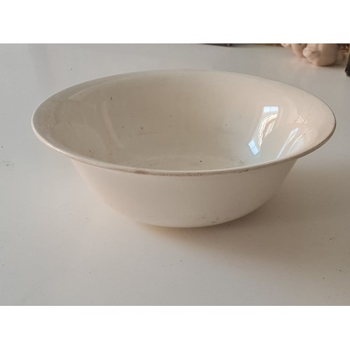 34d - Large royal winton bowl