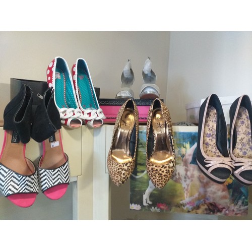 219 - Joblot of women's shoes