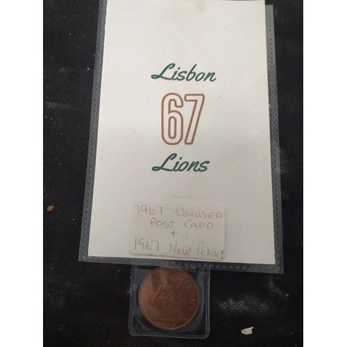 268 - Lisbon lions postcard and coin