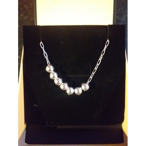 71 - fashion bead necklace