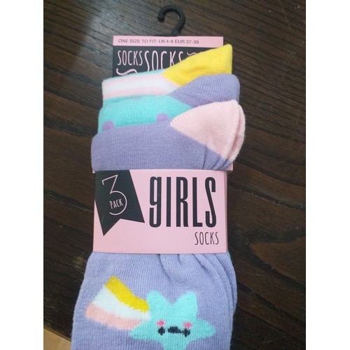 195 - girls socks x3
