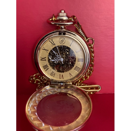 013P - Wind up pocket watch