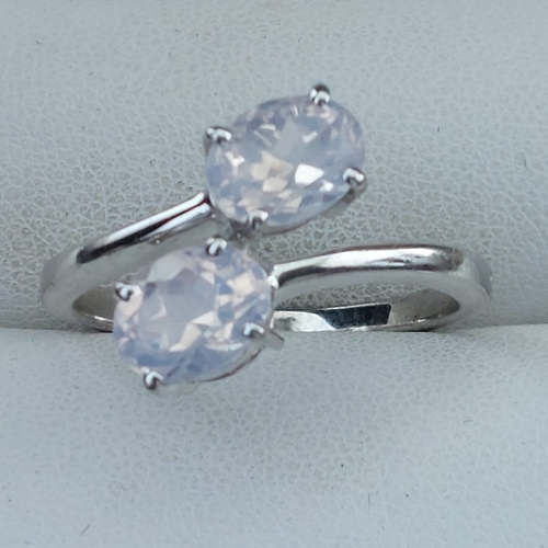 01A - 925 silver moonstone ring size t/u