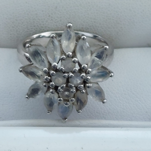 031A - 925 silver moonstone ring size p