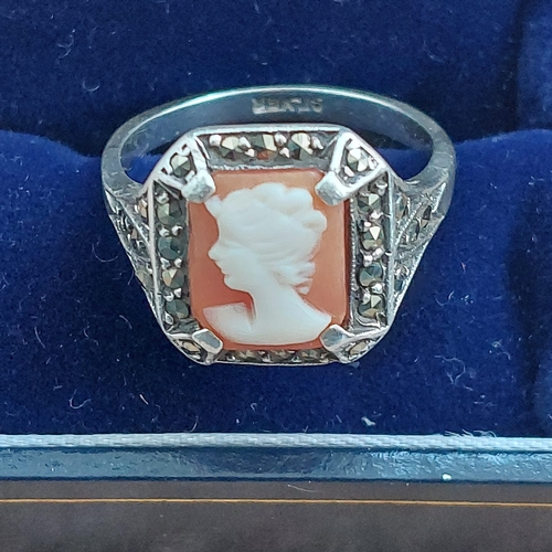 0010 - Vintage sterling silver cameo ring size p