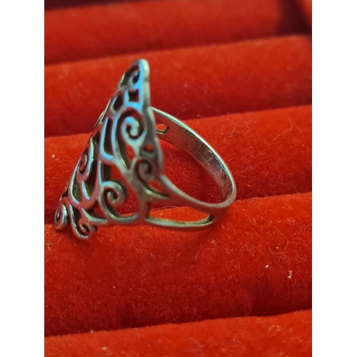 009A - Large sterling silver ring