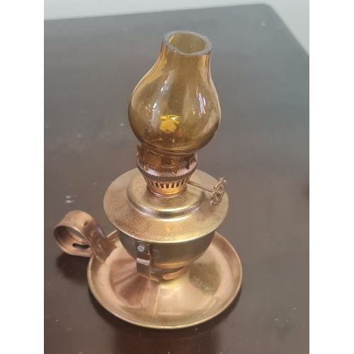 20A - Vintage finger lamp