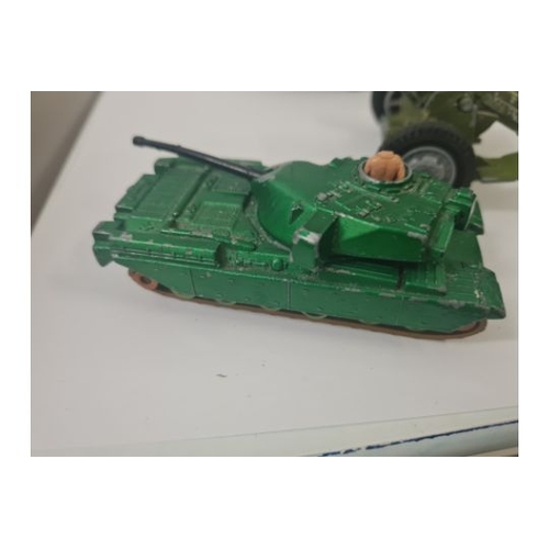 143B - metal army tank