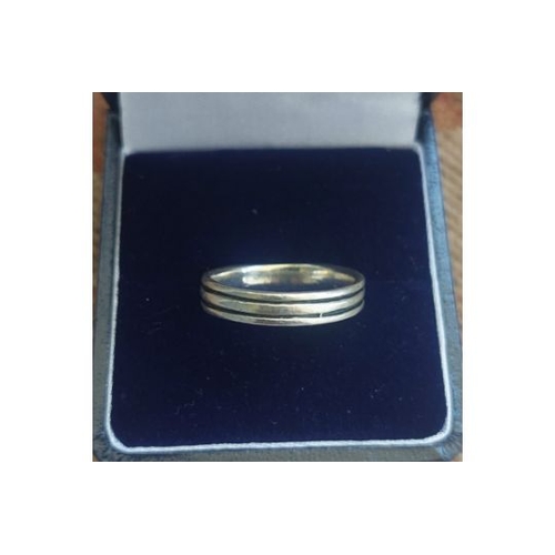 0017 - 925 silver ring size q