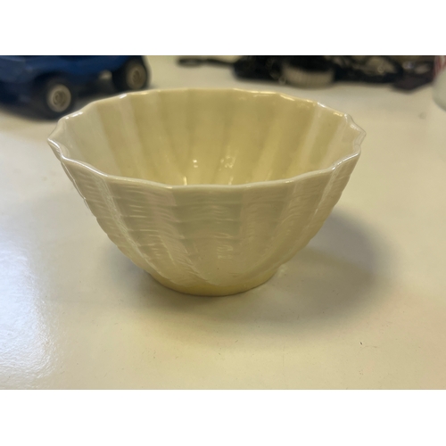 4 - Vintage belleek bowl